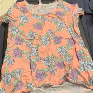 LuLaRoe classic tee